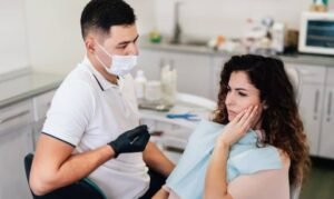 Emergency Dentist Reston VA – How to Save a Knocked Out Tooth?