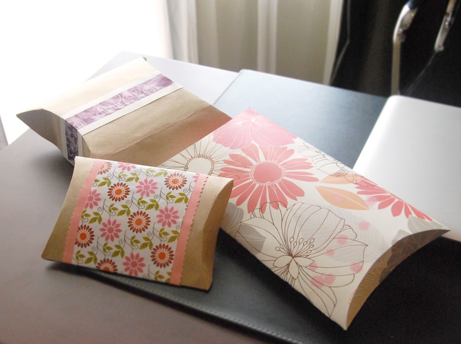 Ultimate Guide To Custom Pillow Boxes