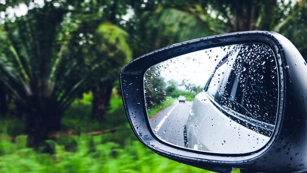 Common Mistakes to Avoid During Side Mirror Replacement