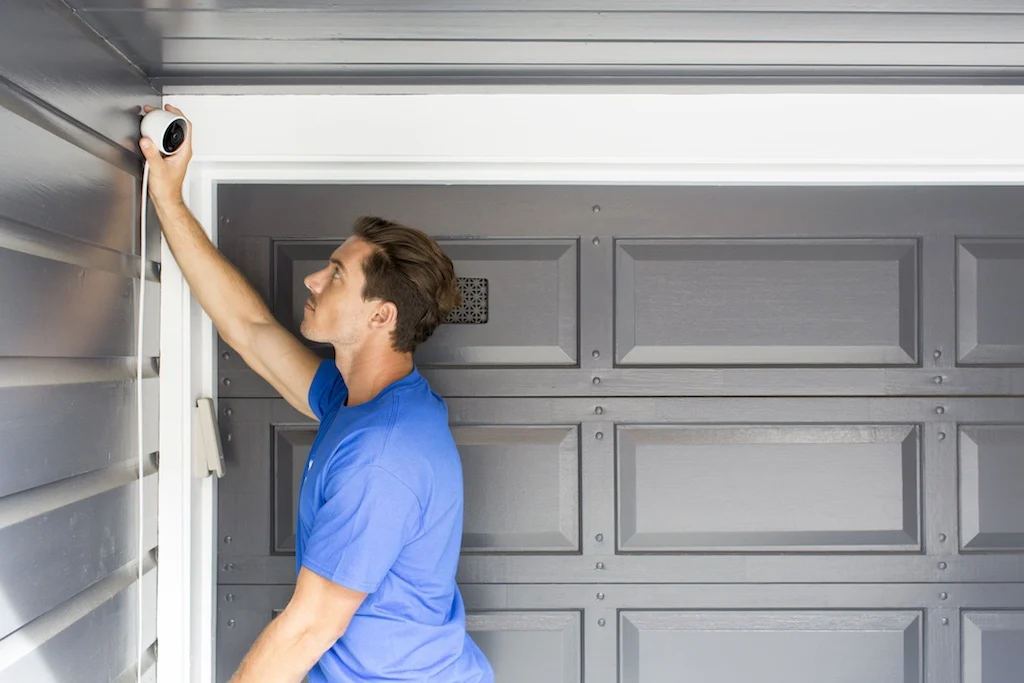 Garage Door Installer