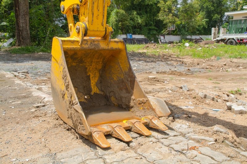 Bucket repairs 