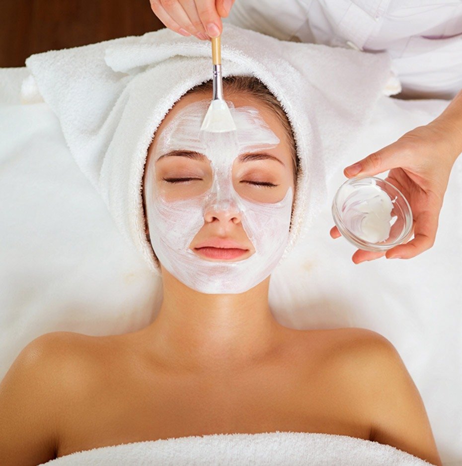 Deep Cleansing Facial in Dubai