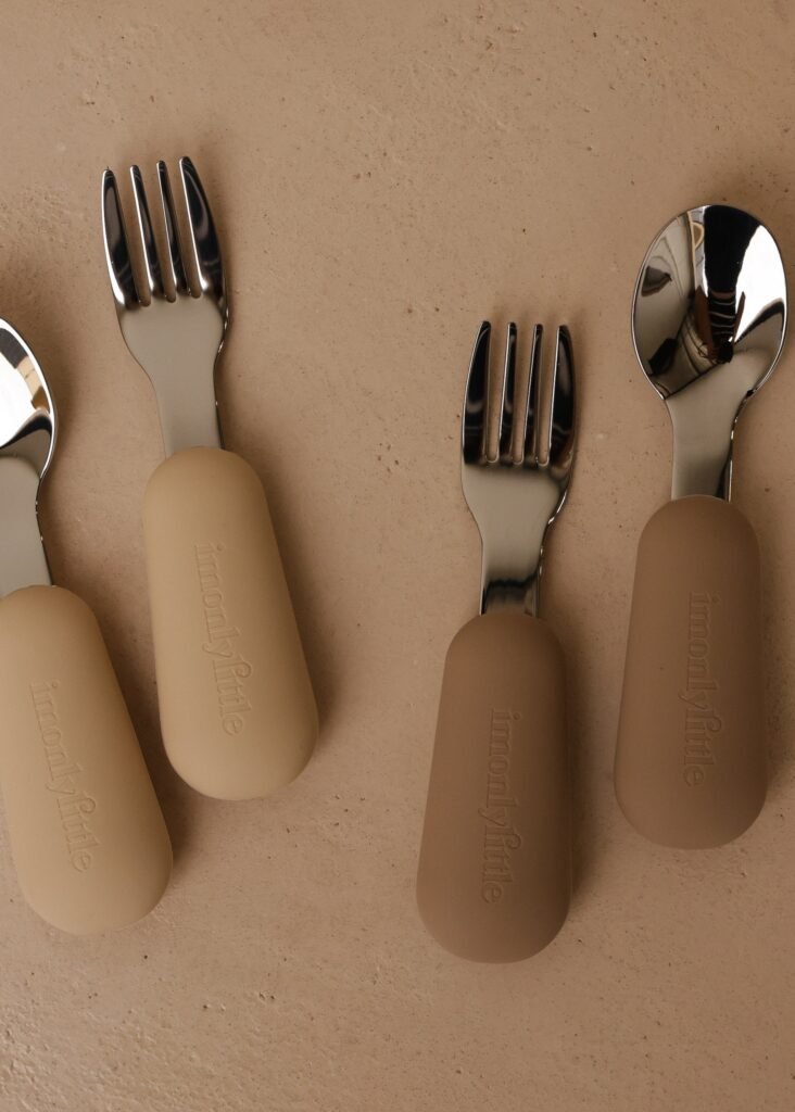 Buy a stainless steel cutlery set for your home or travel needs! Elegant, long-lasting, and eco-friendly. Shop now for quality dining essentials!