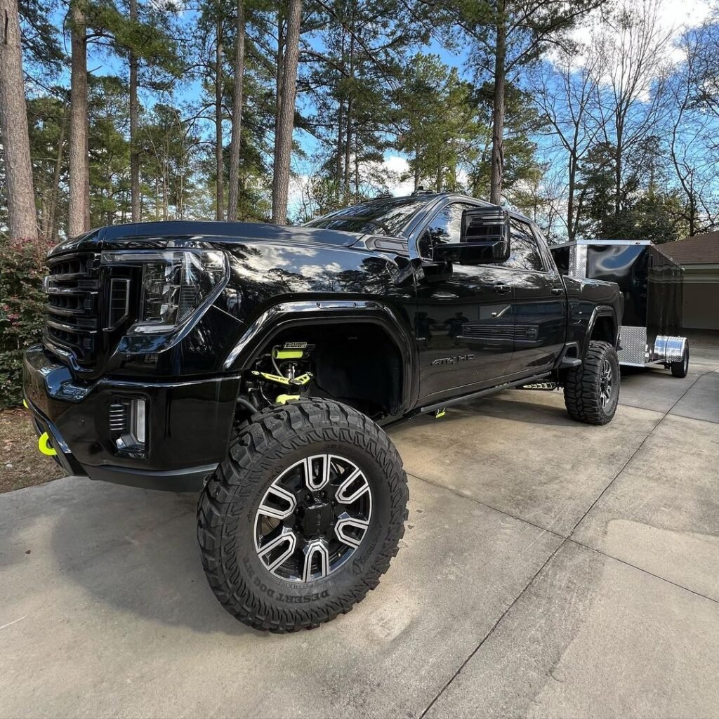 Off-road 285/75R16 tires