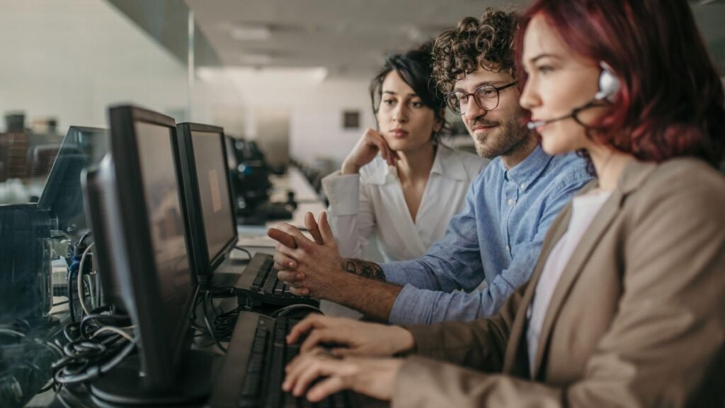 Outsourced IT Helpdesk Services — Streamline Your Tech Support with a2zresourcegroup