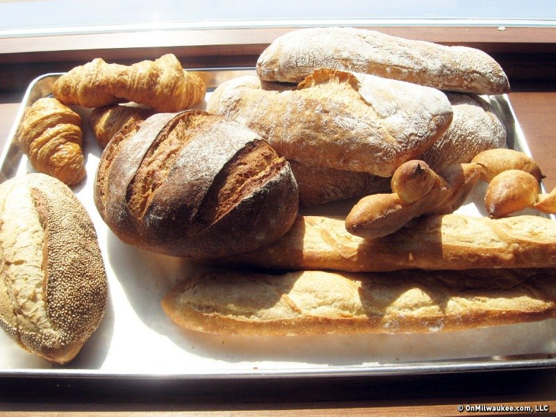 buy fresh bread in Cathedral City