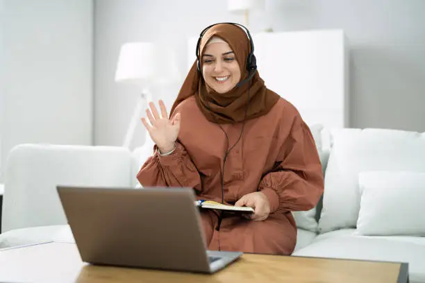 online quran teacher female